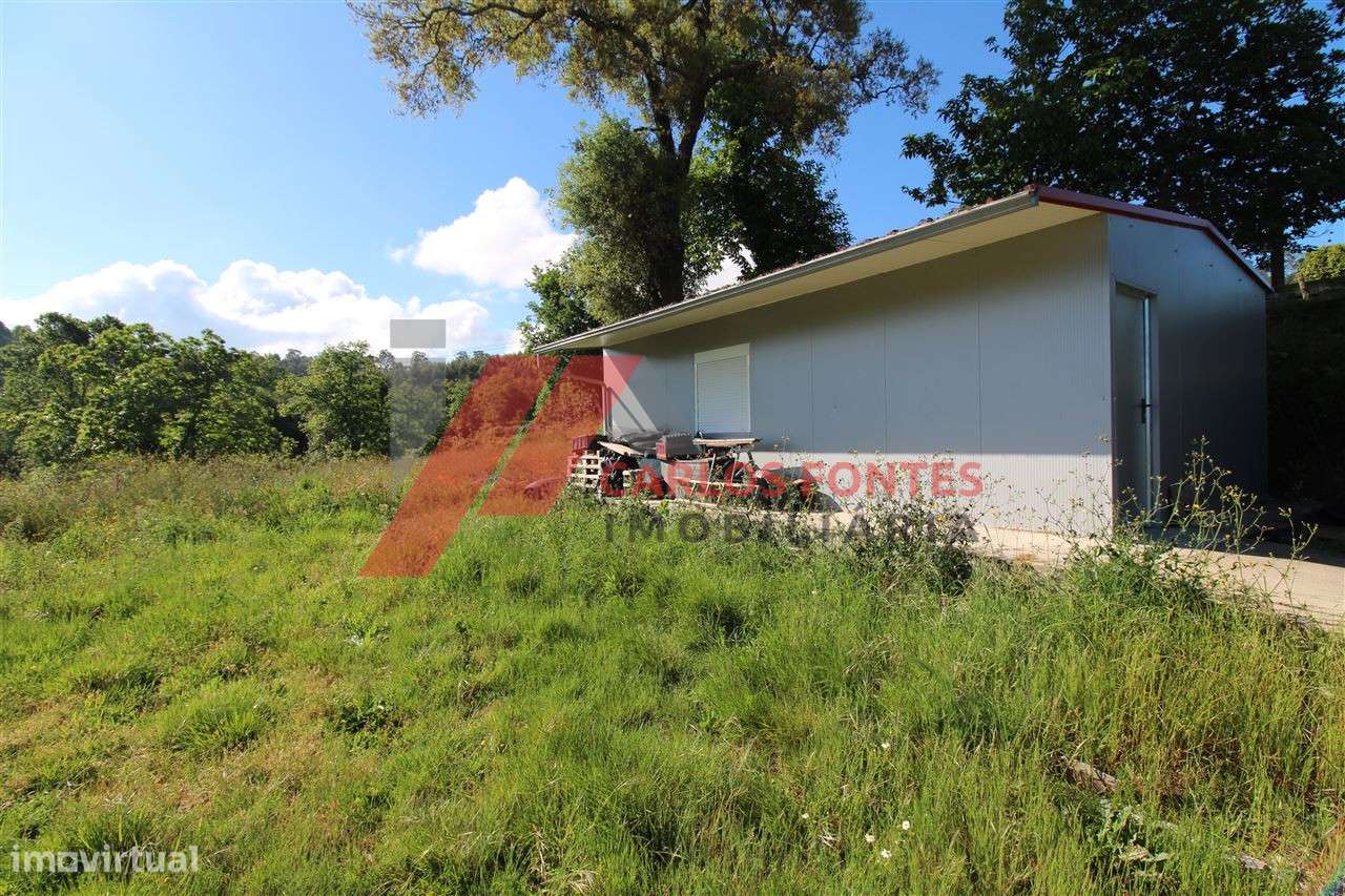 Fantástico Terreno de construção em Santo Tirso!-9