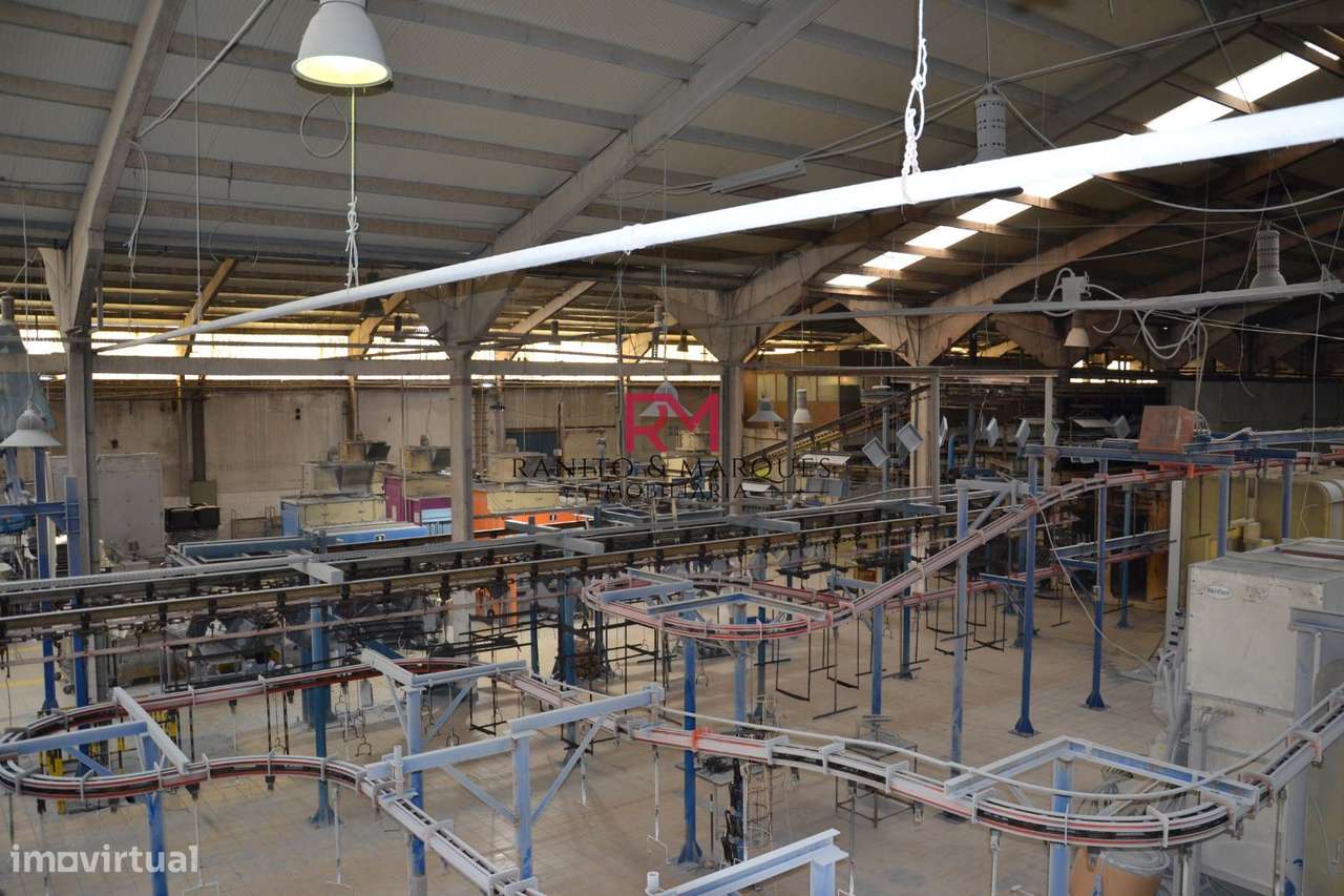 ARMAZÉM INDUSTRIAL COM 4.040M2 | RIO TINTO, GONDOMAR-19