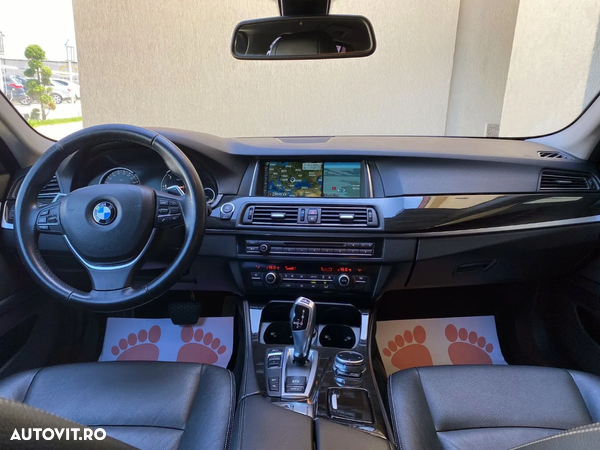 BMW Seria 5 520d xDrive - 9