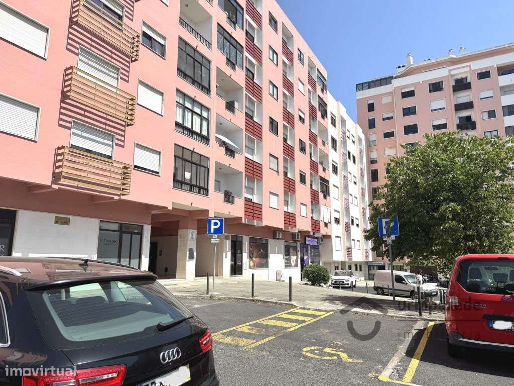 Loja com 110m2 em São Marcos Cacém - Grande imagem: 5/21