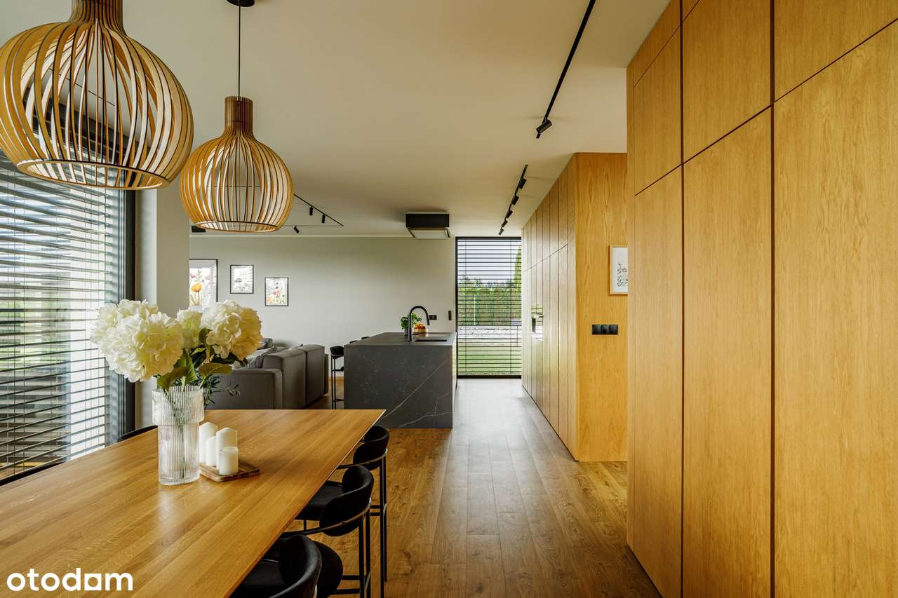 Przestronny dom parterowy - cisza i spokój w doskonałej lokalizacji.-10