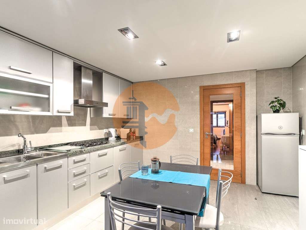 Apartamento T1 com áreas amplas e excelentes acabamentos - localiza... - Grande imagem: 2/39
