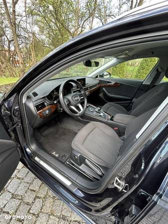 Audi A4 Avant 2.0 TFSI ultra S tronic - 10