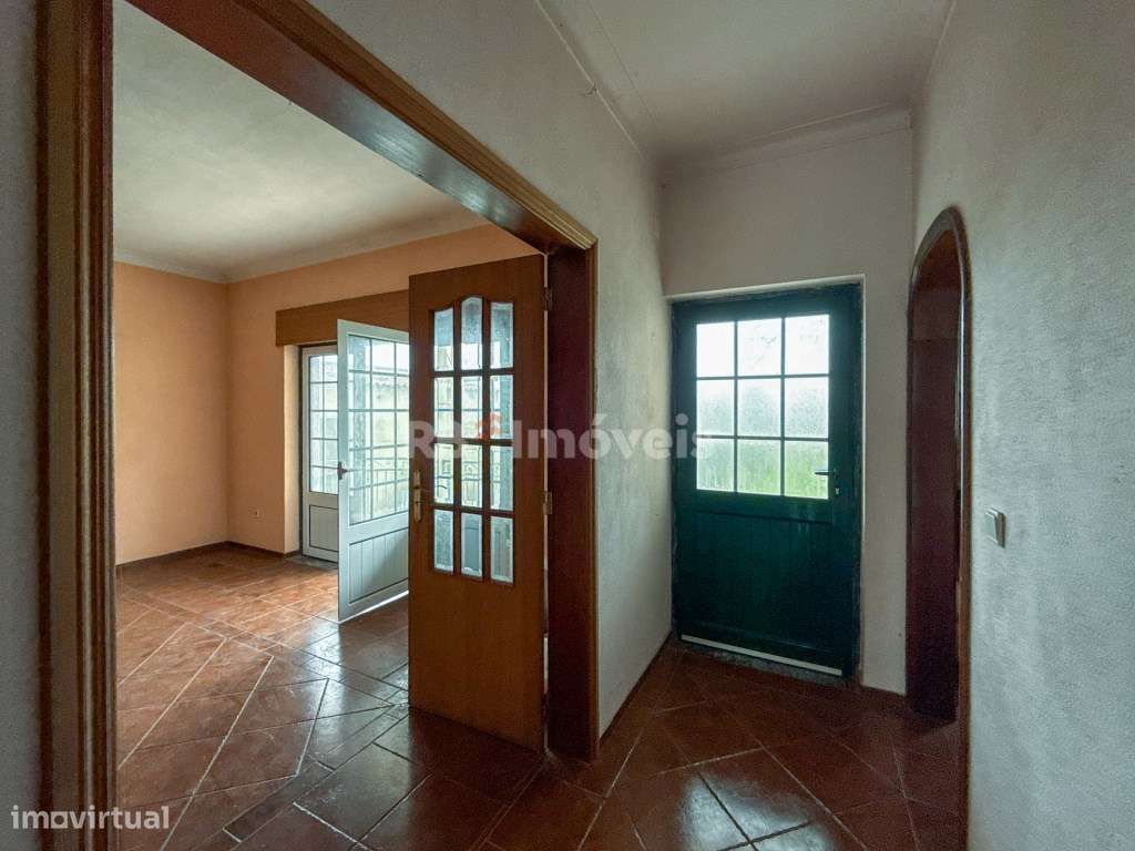 Moradia T6 com garagem e espaço exterior- Vista para o rio Tejo - Grande imagem: 5/35