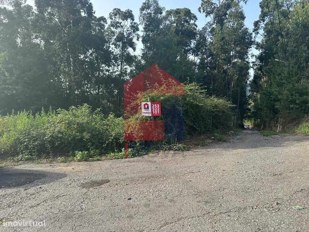 Terreno para construção, Goães