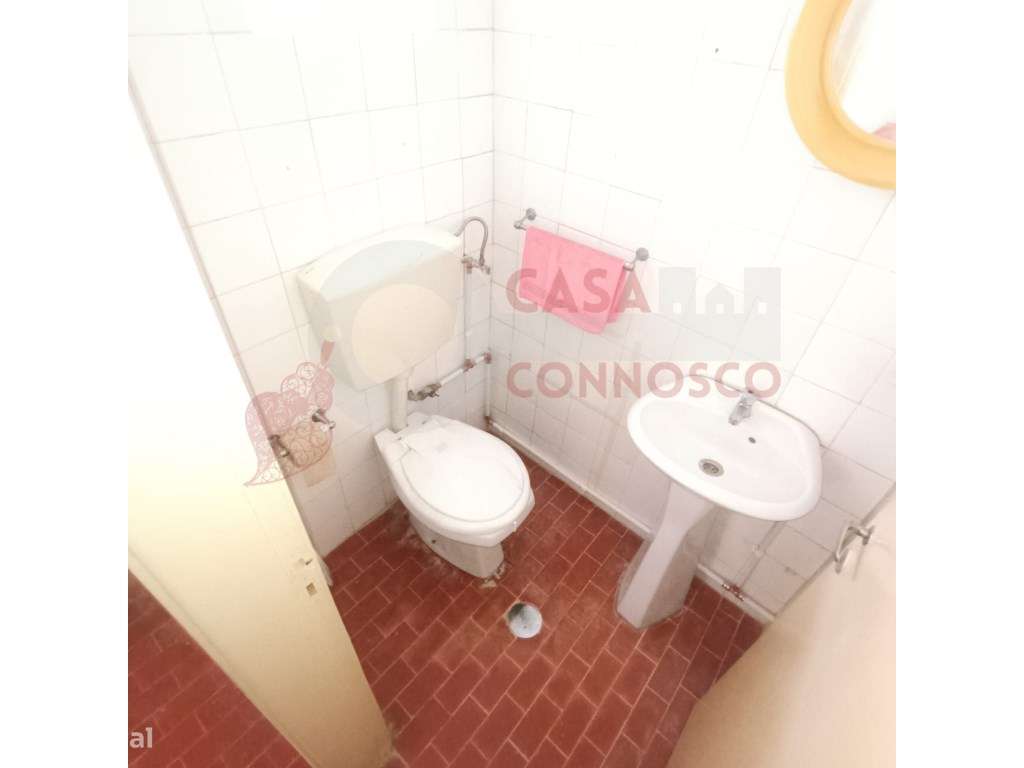 T2 no centro de Assafarge com terraço e vistas de campo - Grande imagem: 5/5