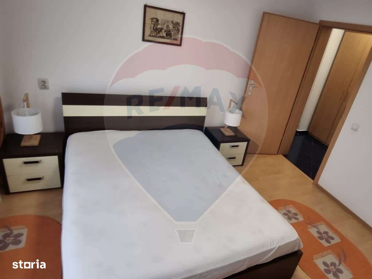 Apartament cu 3 camere de închiriat, strada Stefan cel Mare,zona Mall - Imagine principală: 4/12