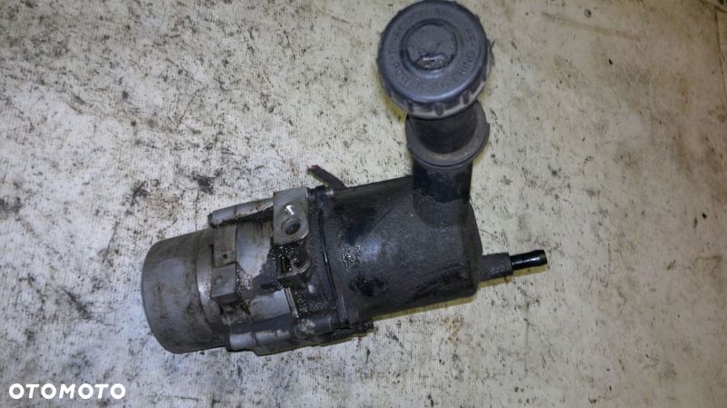 POMPA WSPOMAGANIA 9685590380 CITROEN C4 I 04- - 1