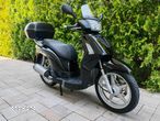 Kymco People - 1