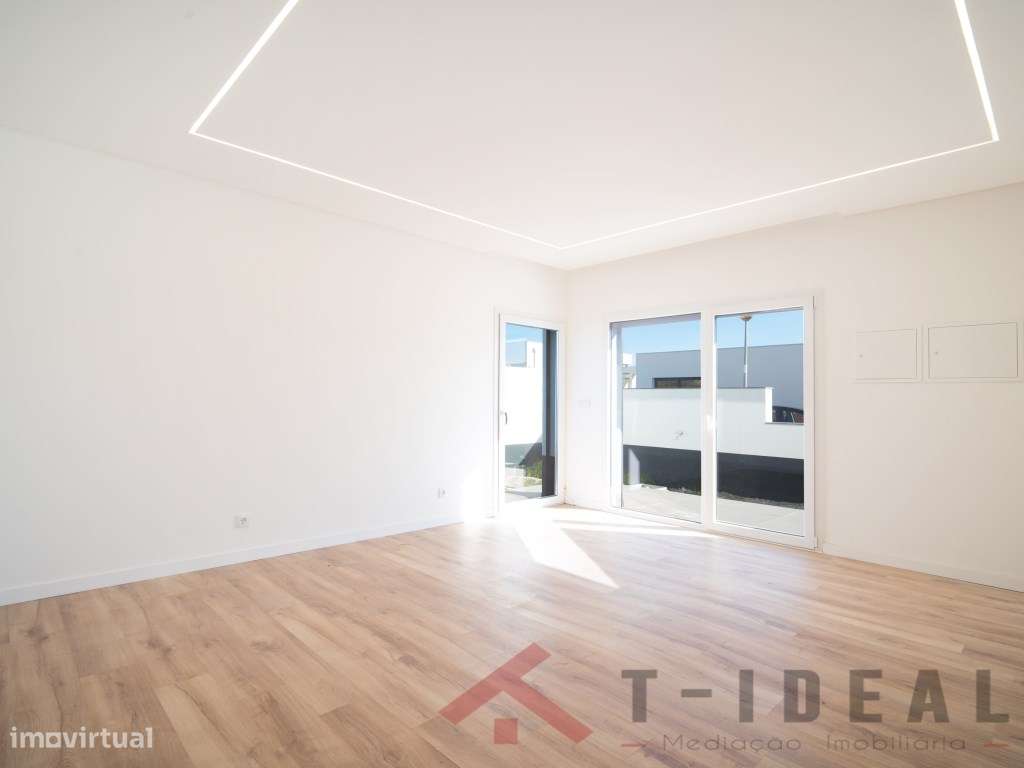 Moradia T4 nova próxima da Lourinhã e das praias - Grande imagem: 3/59