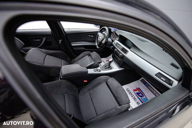 BMW Seria 3 320d Touring xDrive Sport-Aut. - 9