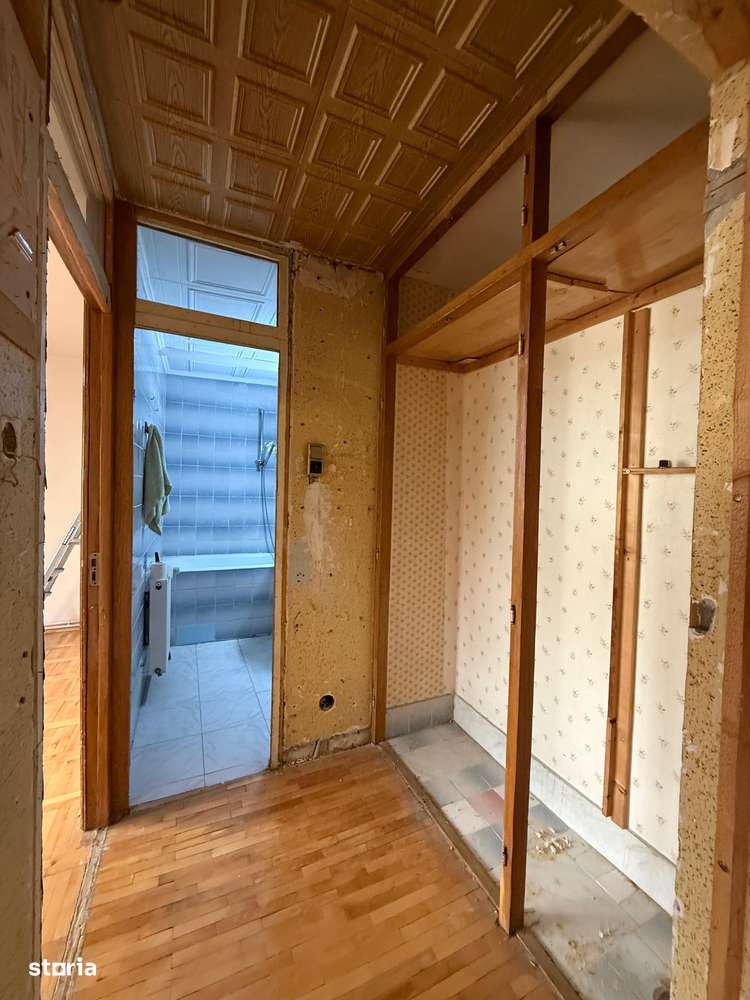 Petru Rares - Ap. 3 camere, decomandat, et. III - Imagine principală: 5/8