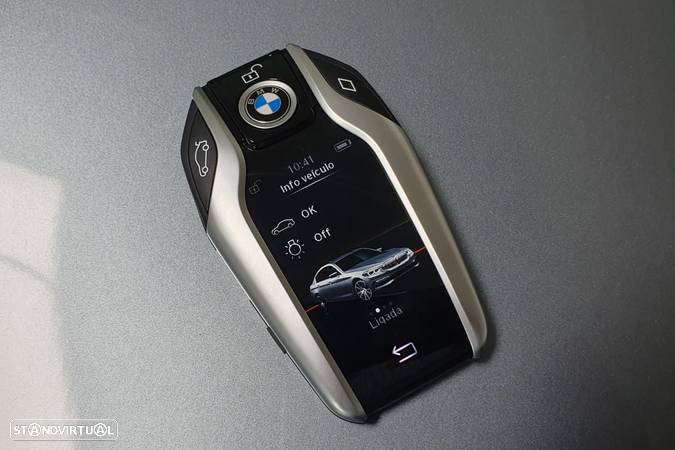 BMW 530 e iPerformance Line Luxury - 26
