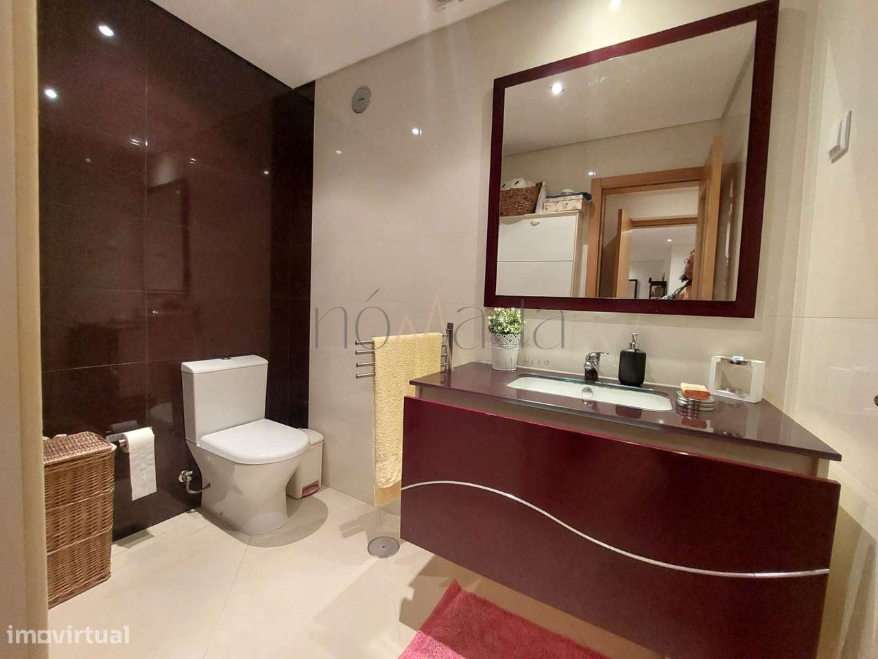 Apartamento T4 com vista rio e estacionamento duplo  Onde o confort...-23