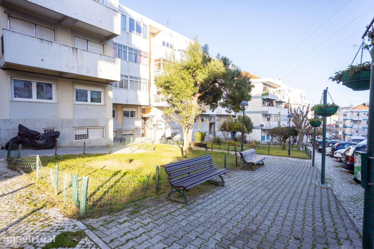 Apart. T2 c/70m2 na P. Stº Adrião - Rua Padre António Vieira-13