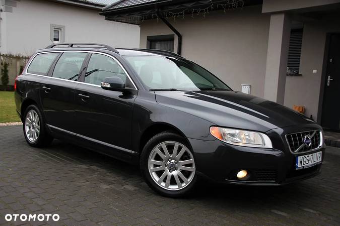 Volvo V70 2.0D Summum - 12