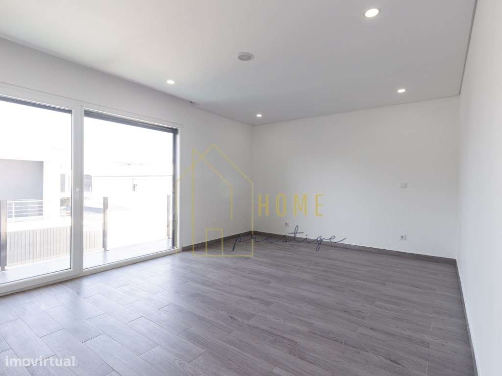 Moradia T4 com Piscina na Marisol - Conforto, Lazer e Proximidade d...-28