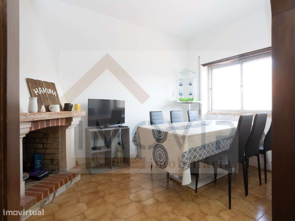 Apartamento T3 com terraço no Montijo (centro)-18