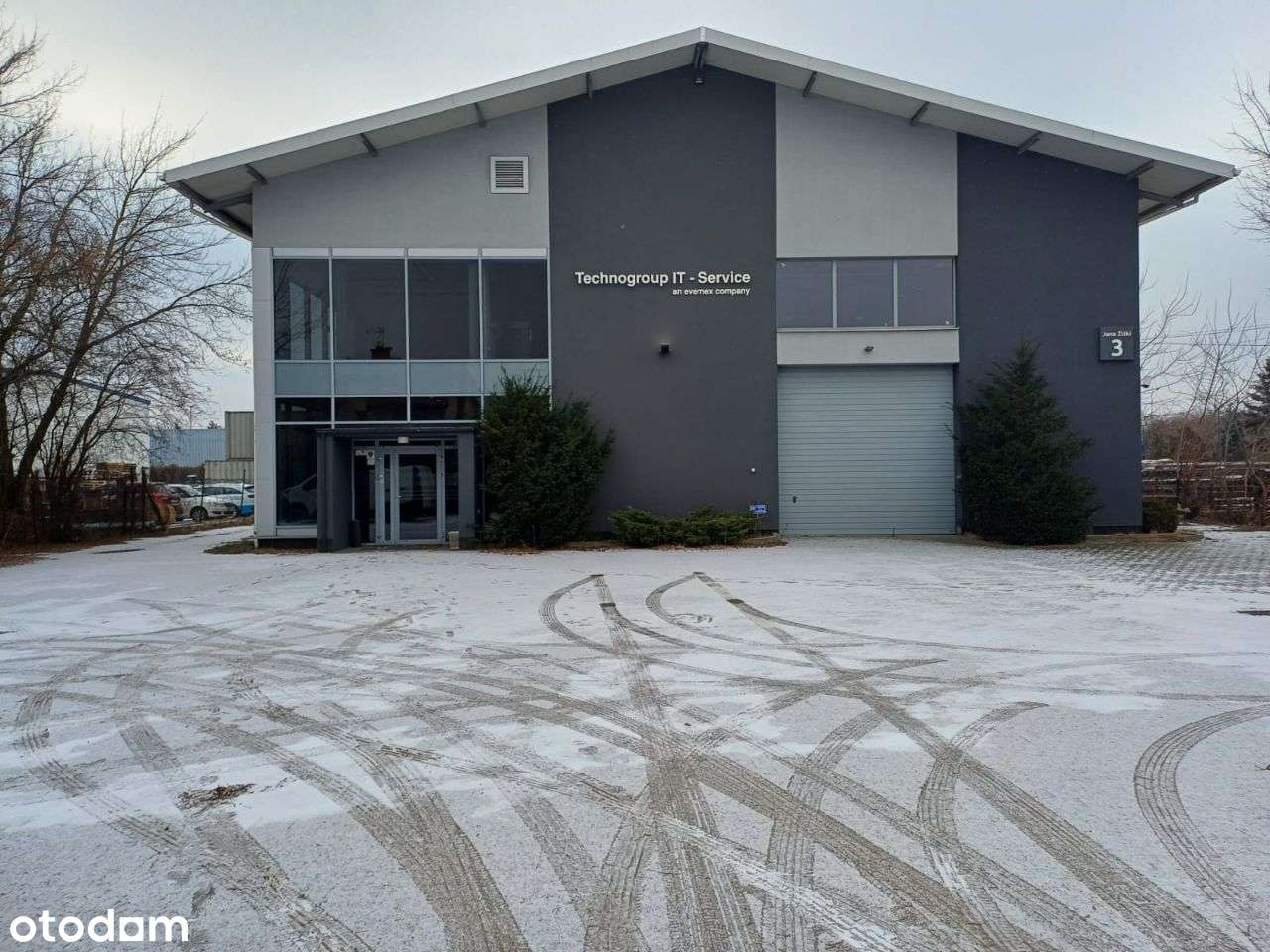 Wynajmę lokal usługowy z halą magazynową - Pełny obrazek: 1/10