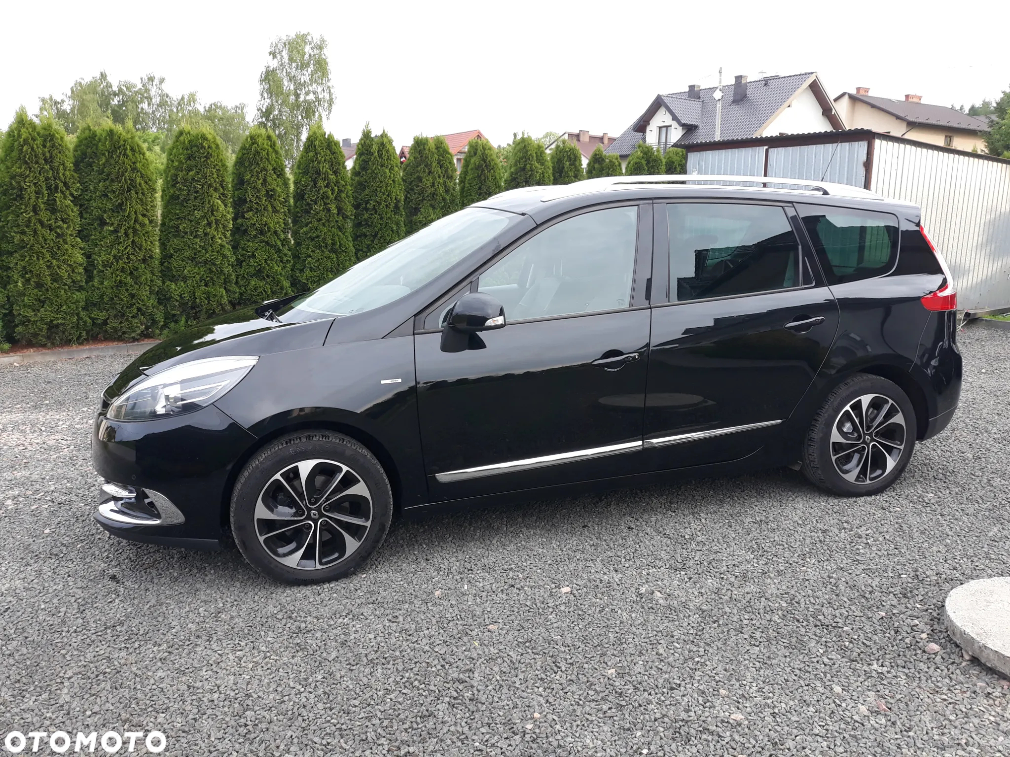 Renault Grand Scenic ENERGY TCe 130 BOSE EDITION - 11