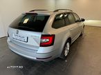 Skoda Octavia Combi Diesel 2.0 TDI 4X4 DSG Style - 5