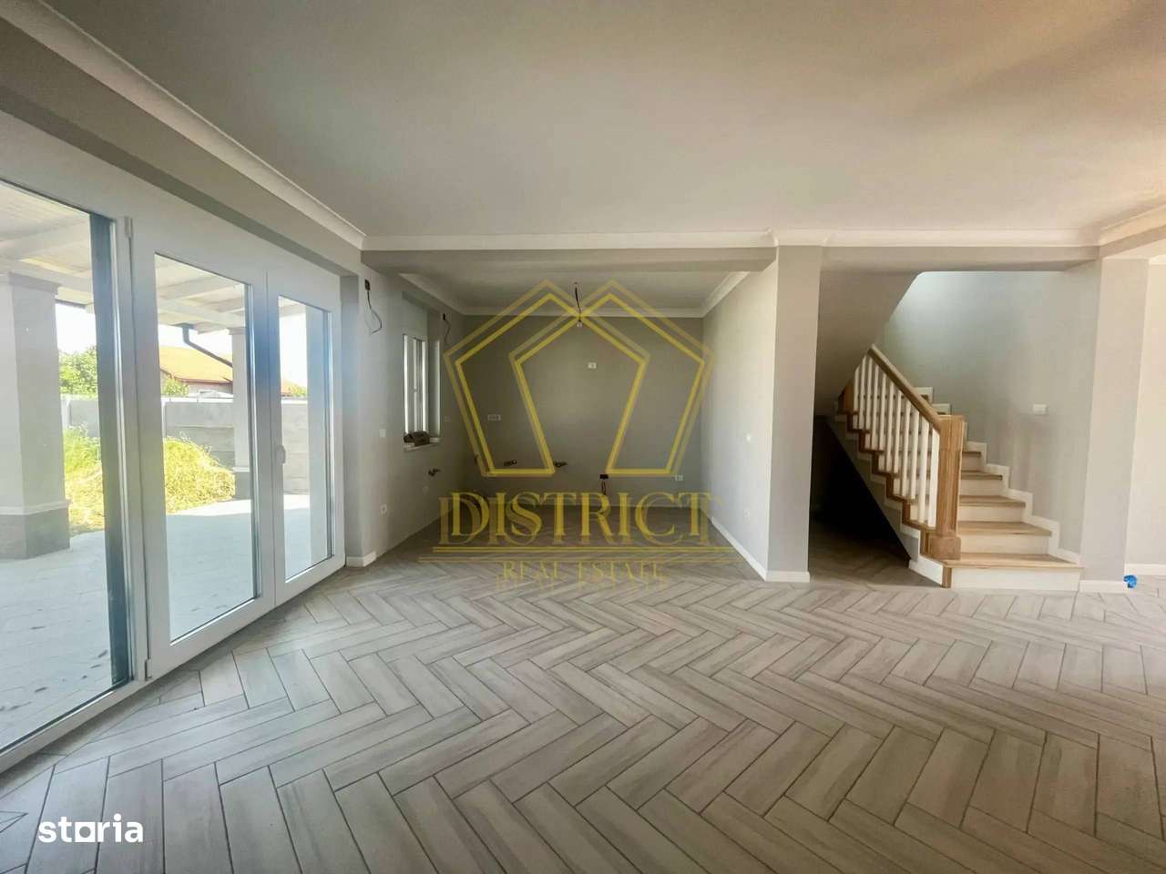 Duplex superb cu 5 camere I Mosnita Noua - Imagine principală: 2/13