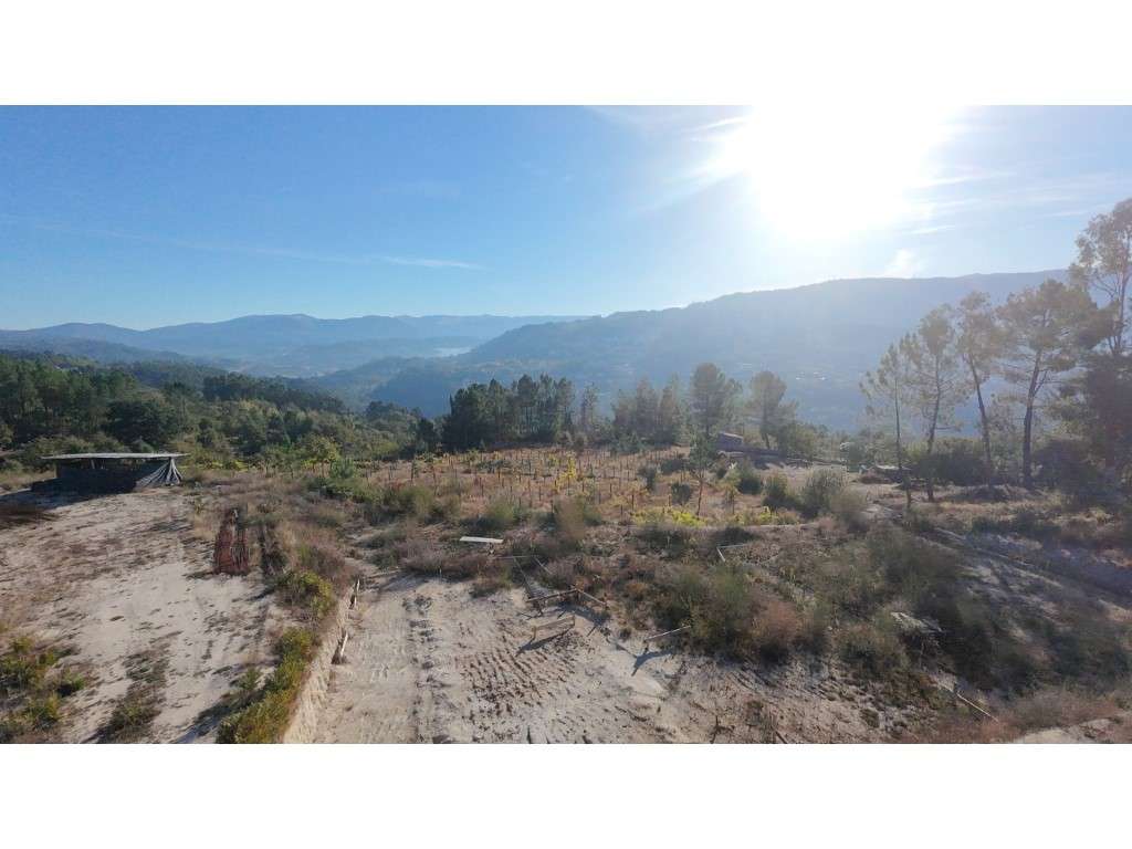 Terreno com Projeto Aprovado Vista Serra da Aboboreira e Marão-32
