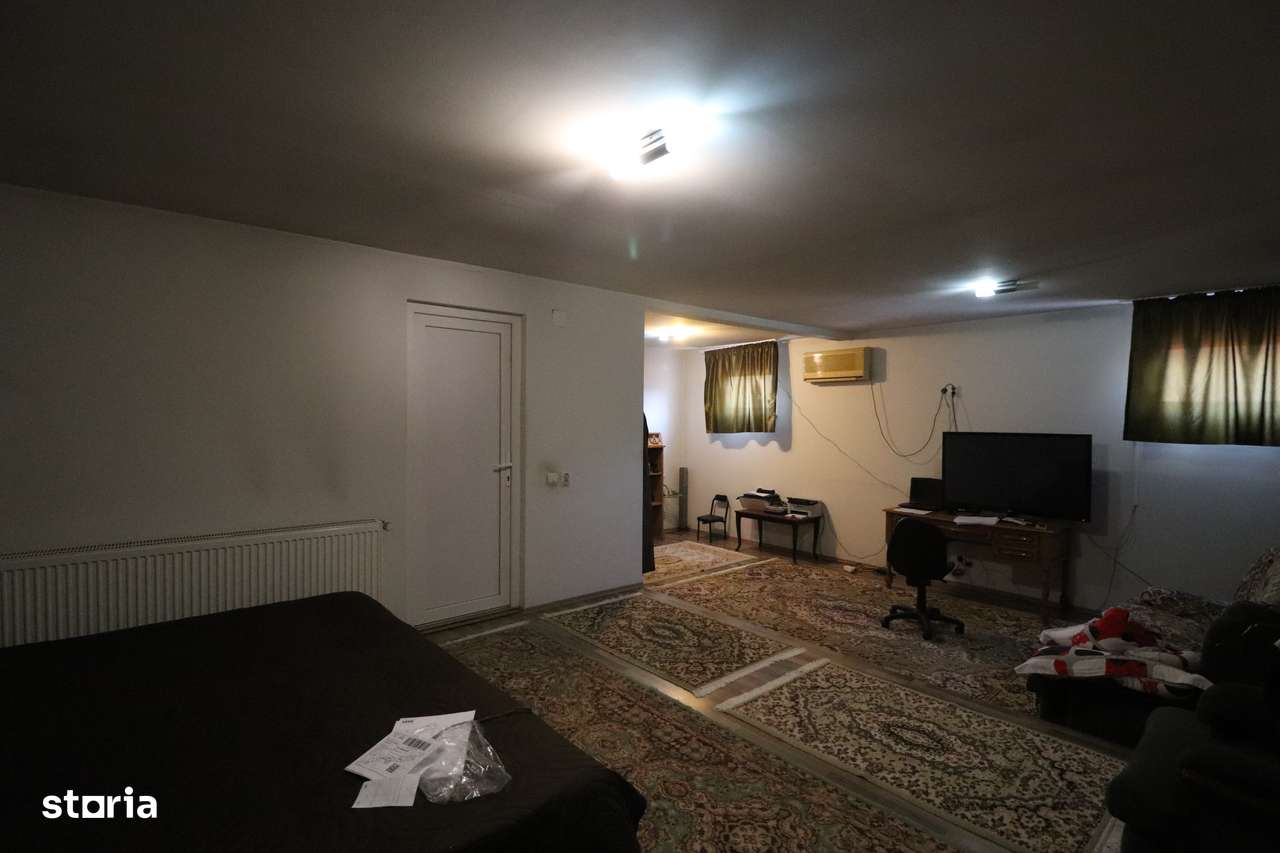 Vila individuala spatioasa cu 1500 mp teren central in Magurele-13