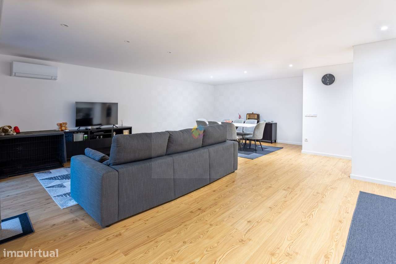 Apartamento T3 de Luxo Localização Premium Lourosa-4