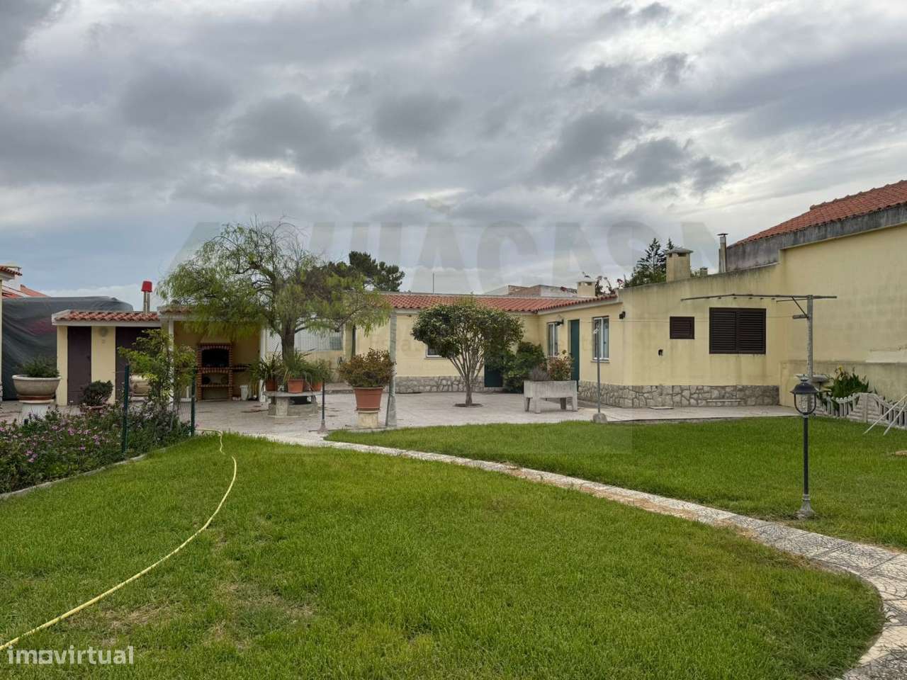 venda independente moradia / Quinta-4