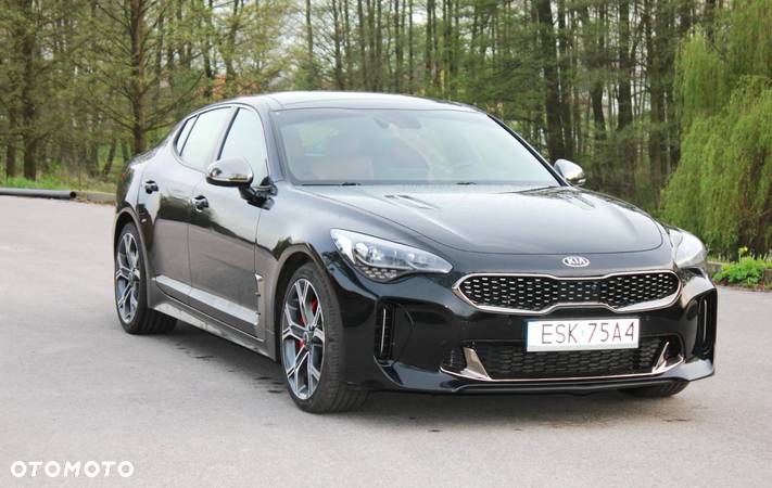 Kia Stinger 3.3 T-GDI V6 GT AWD - 2