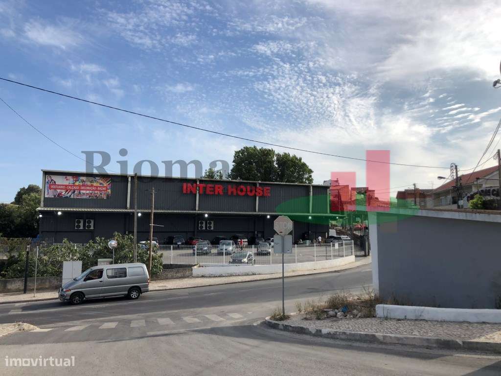 Loja para Venda no centro de Famões - Odivelas - Grande imagem: 4/7