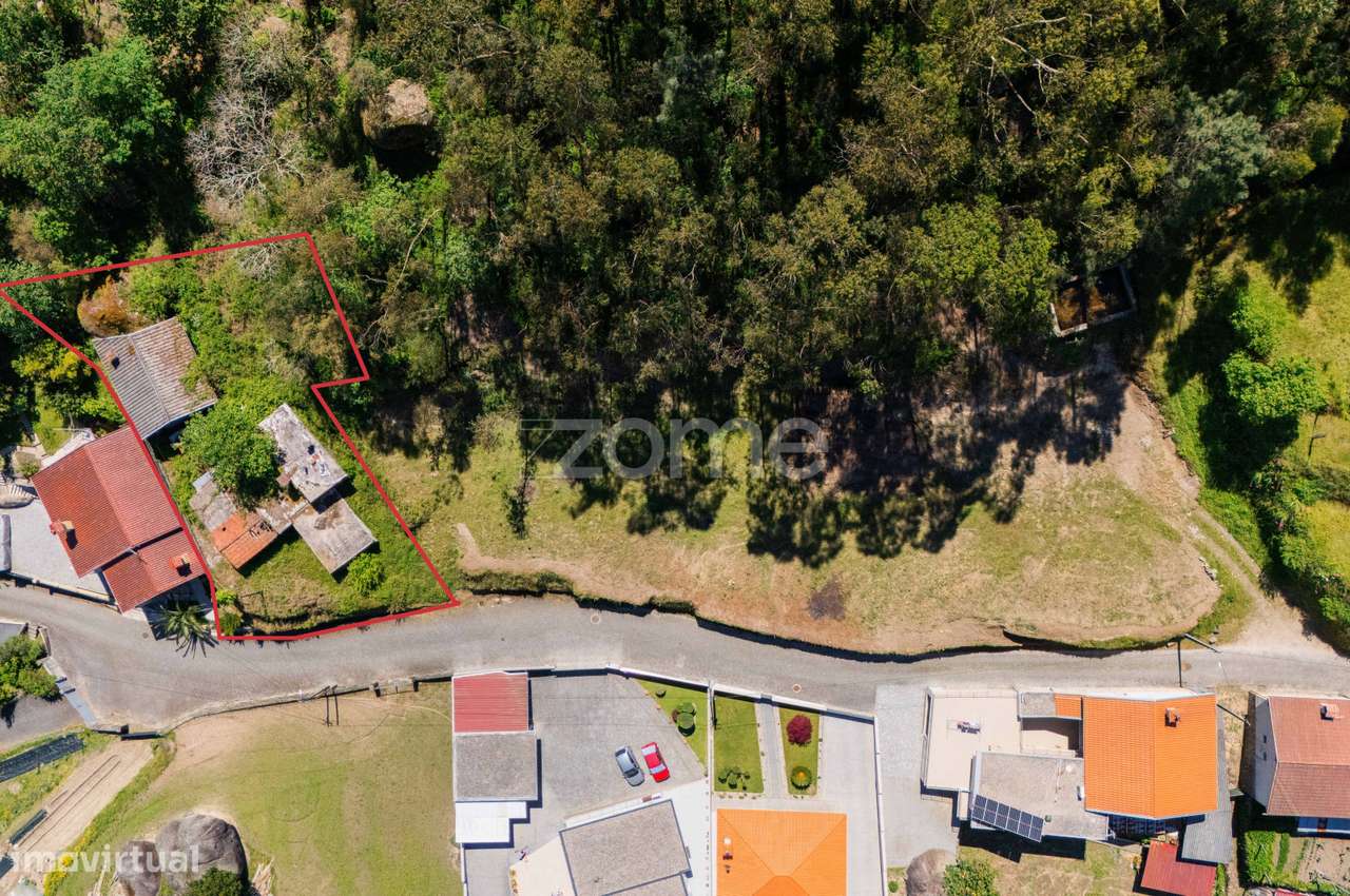 Moradia Térrea e Terreno para Construção com 950 m² – Martim, Braga... - Grande imagem: 2/25