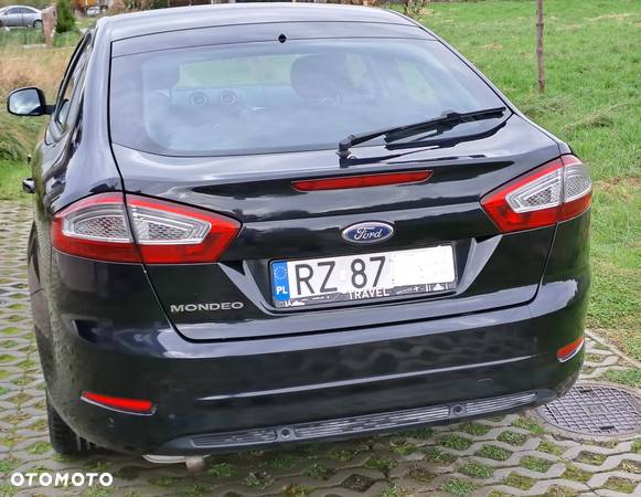 Ford Mondeo 2.0 Ambiente - 4