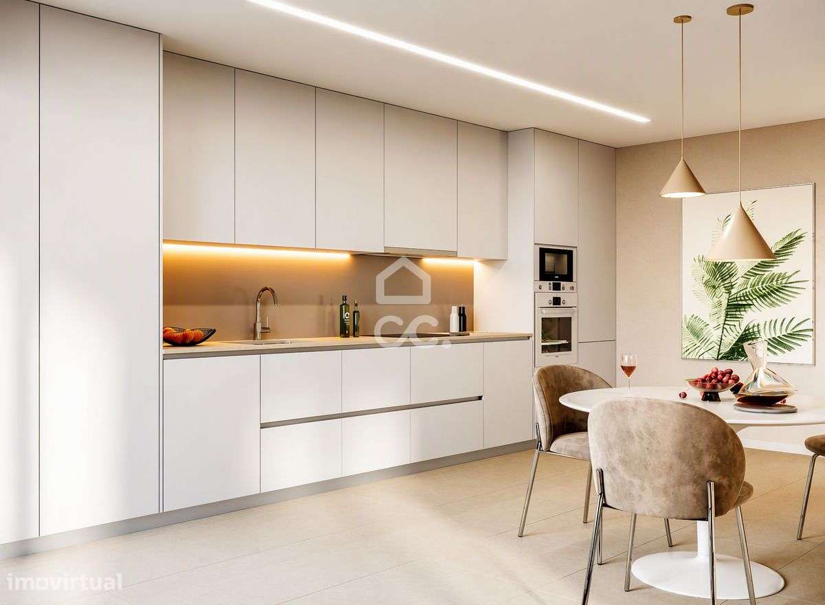 Moradia T3+1 nova, com jardim e terraço, em condomínio privativo com p-17