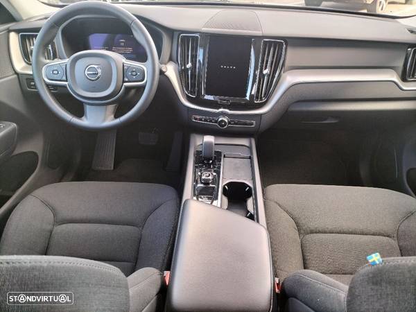 Volvo XC 60 2.0 B4 Core - 8