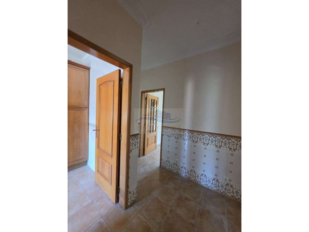 Apartamento T2 na Damaia de Cima - Pronto a Habitar - excelentes va...-27