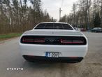 Dodge Challenger 5.7 R/T - 9