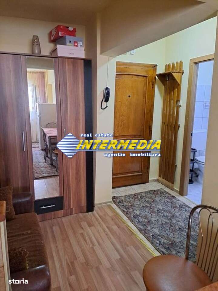 Garsoniera 32 mp de vanzare etaj 2 Alba Iulia mobilata-2