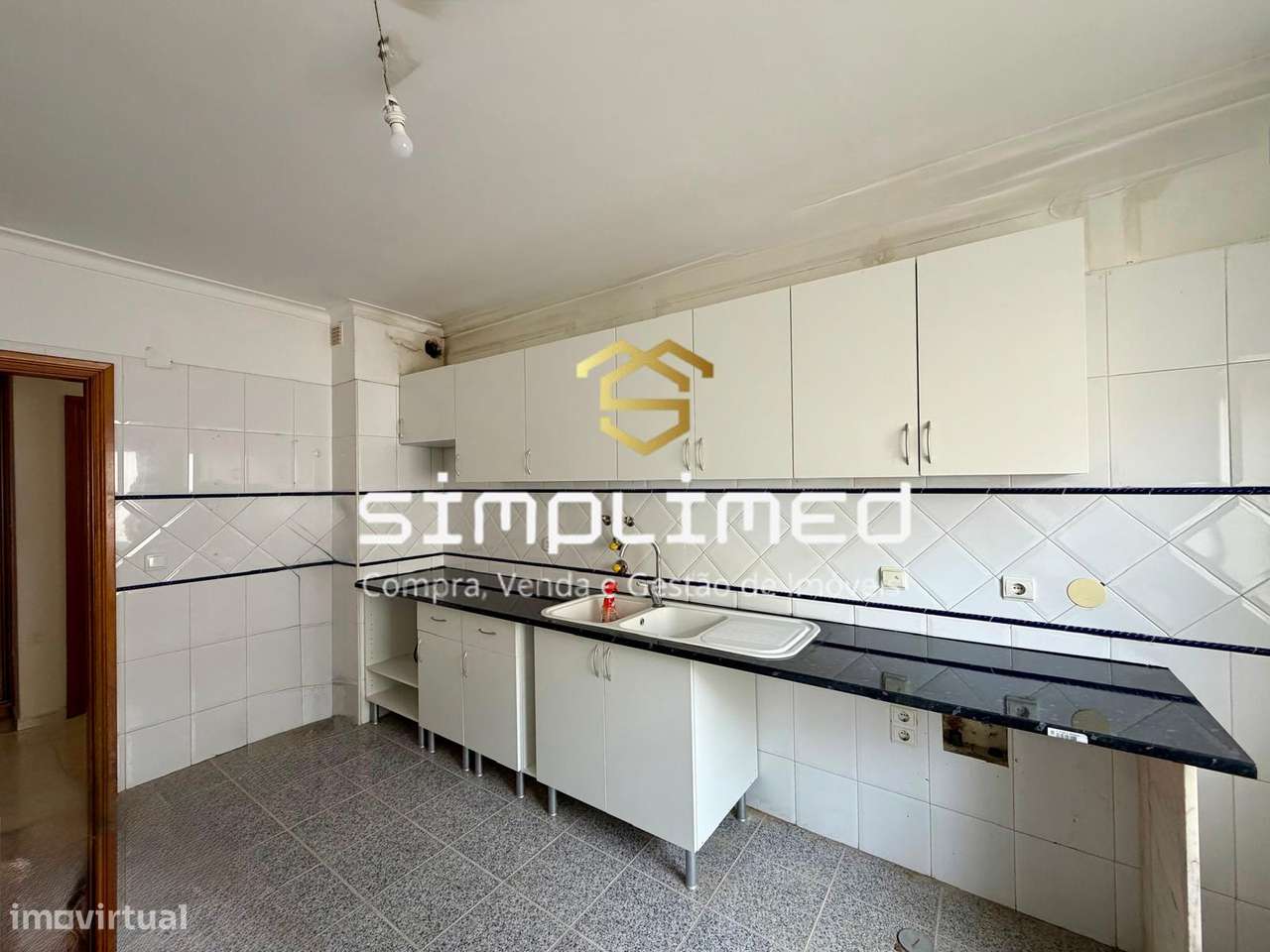 Apartamento T2 na Quinta do Conde ( NJ ) - Grande imagem: 4/22