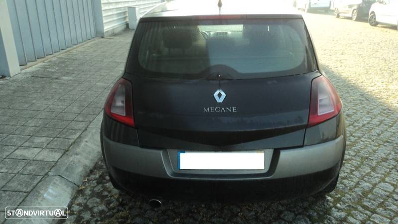 Renault Megane II 1.5 DCi 82cv 5P 2002 - Para Peças - 6