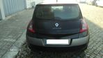 Renault Megane II 1.5 DCi 82cv 5P 2002 - Para Peças - 6