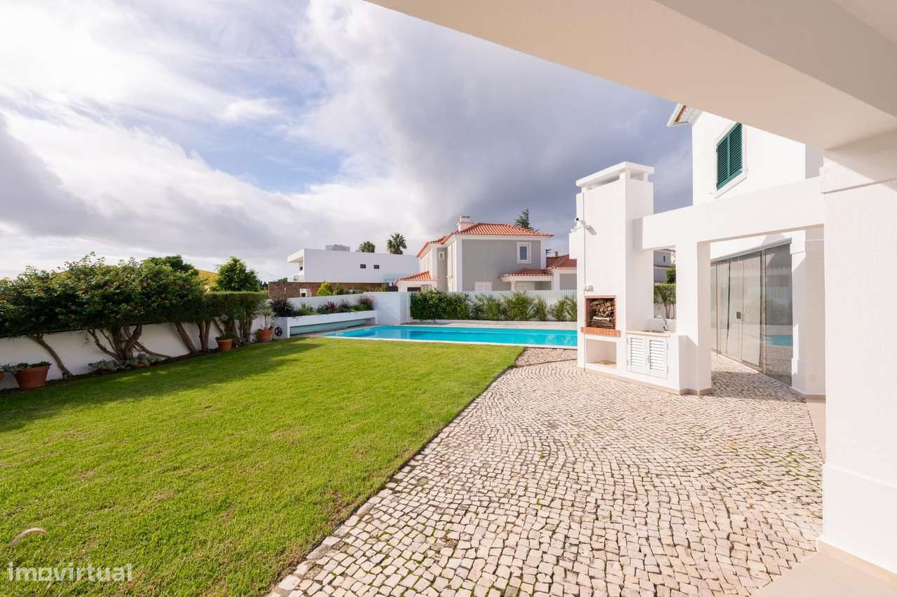 Moradia T4 com piscina, Quinta da Beloura, Sintra - Grande imagem: 5/47