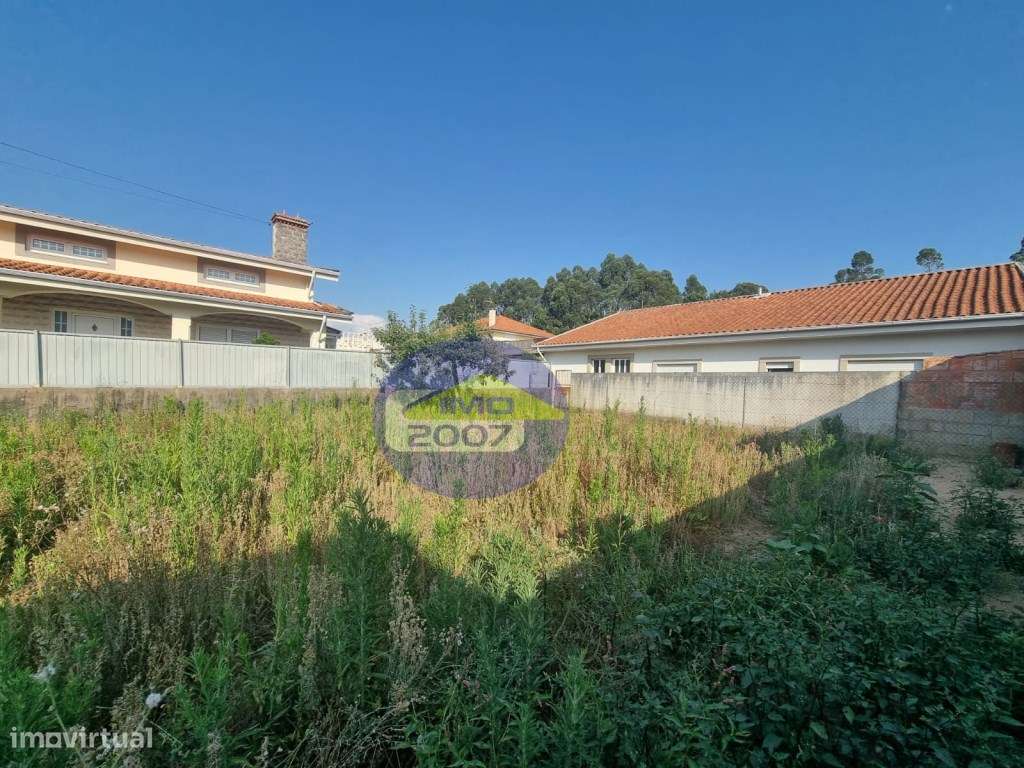 Terreno urbano em Nogueira da Regedoura - Grande imagem: 4/20