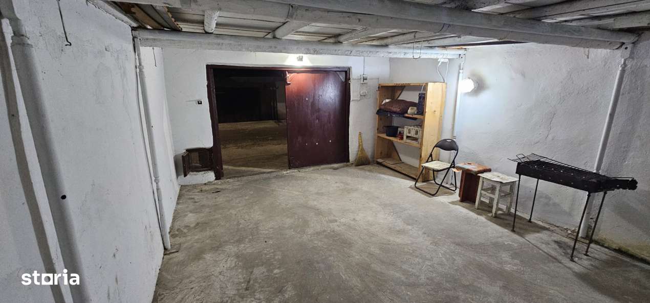 Garaj spatios si sigur in cartierul Lucacesti - Ideal pentru masina!-1