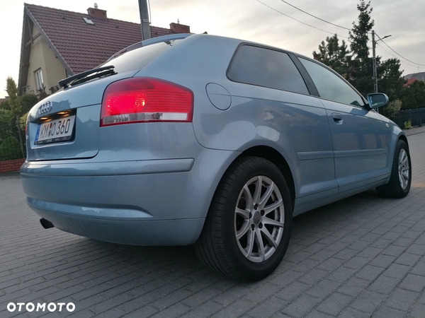 Audi A3 1.6 Limited Edition - 32