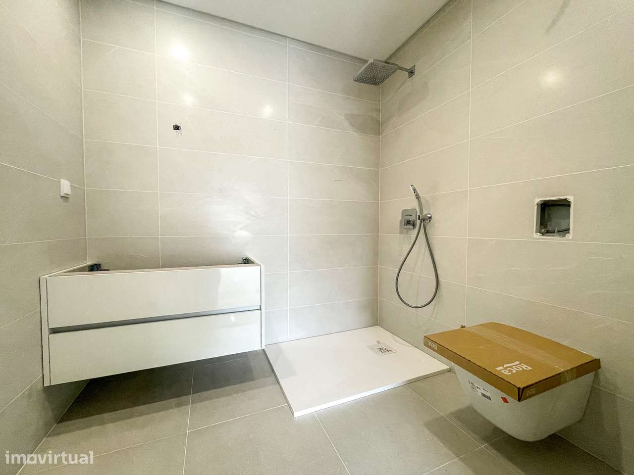 Moradia T4 com Piscina - Santa Iria de Azoia (Bairro da Salvação)-33