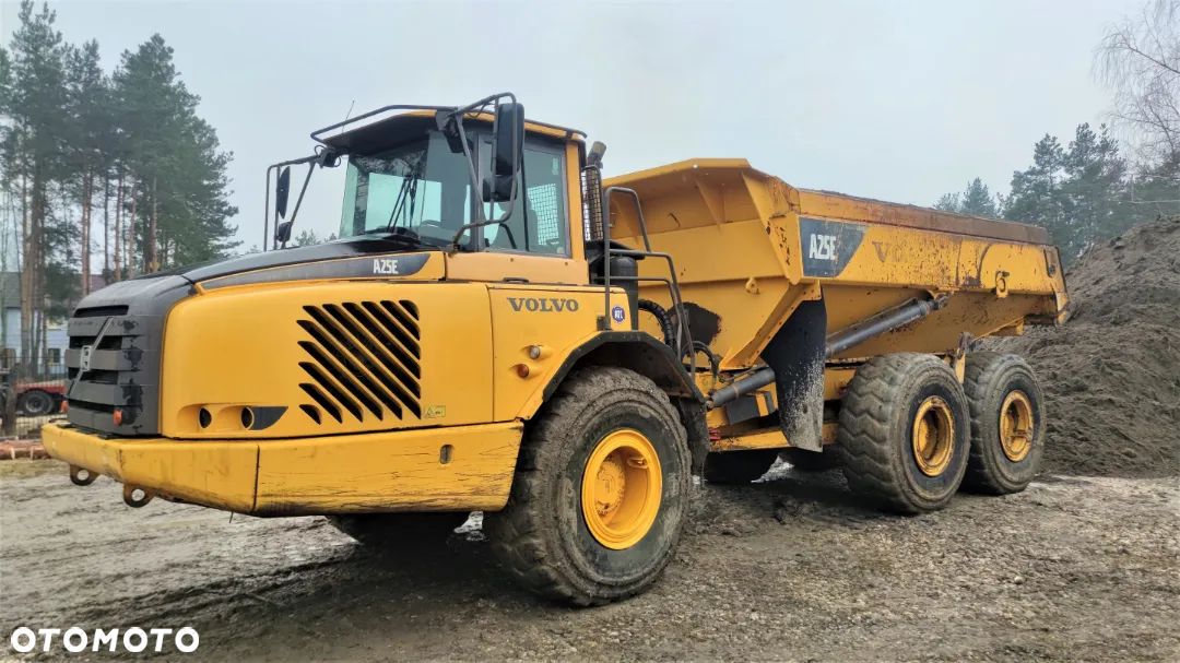 Volvo A25E - 1