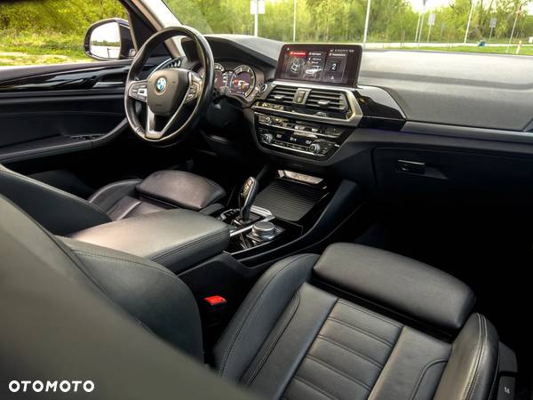 BMW X3 xDrive20d xLine sport - 22