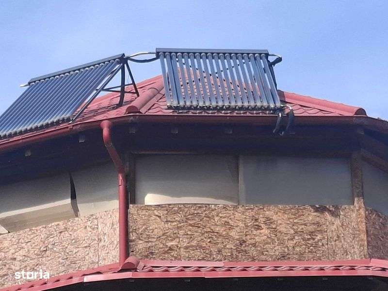 Fieni (Dambovita) Vand casa cu 6 camere, P+Etaj+M - Imagine principală: 4/8